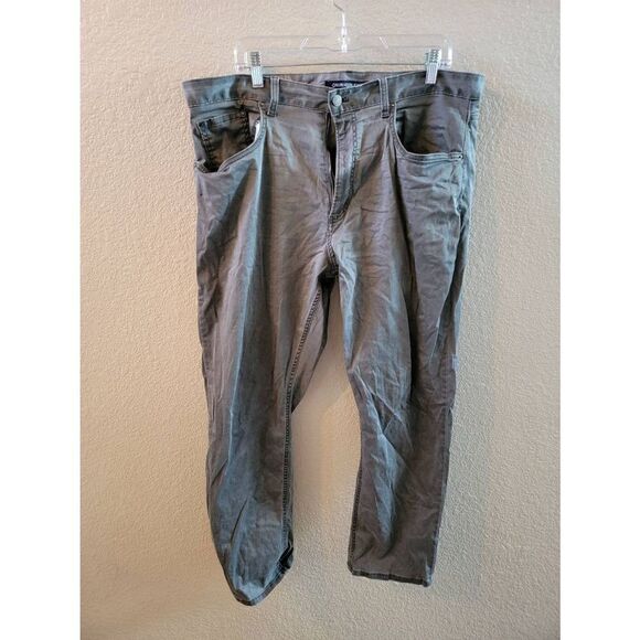 Calvin Klein Men's Gray Zip Fly Straight Leg Denim Jeans Size 38X30 - Picture 1 of 3